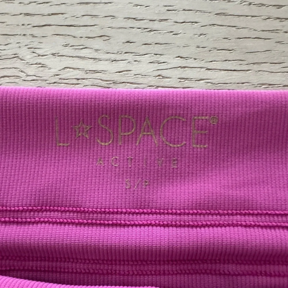 LSPACE Turner Legging size S Pink/Magenta color